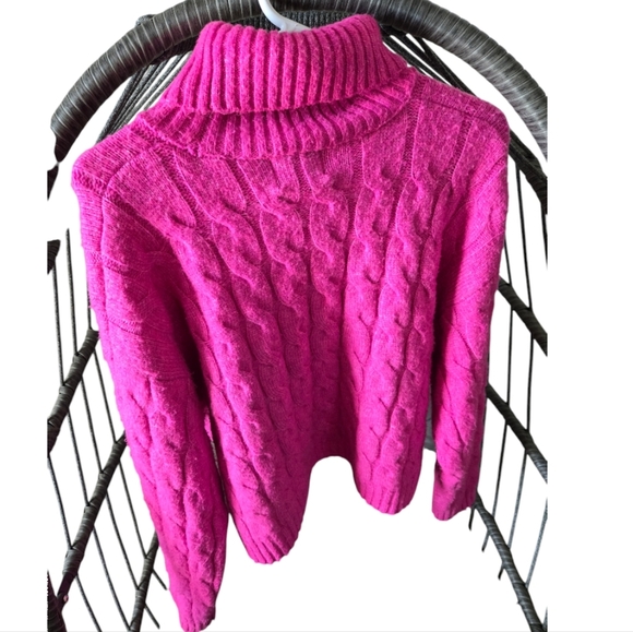 Pink Rose Turtleneck Sweater Size XL - Picture 3 of 5